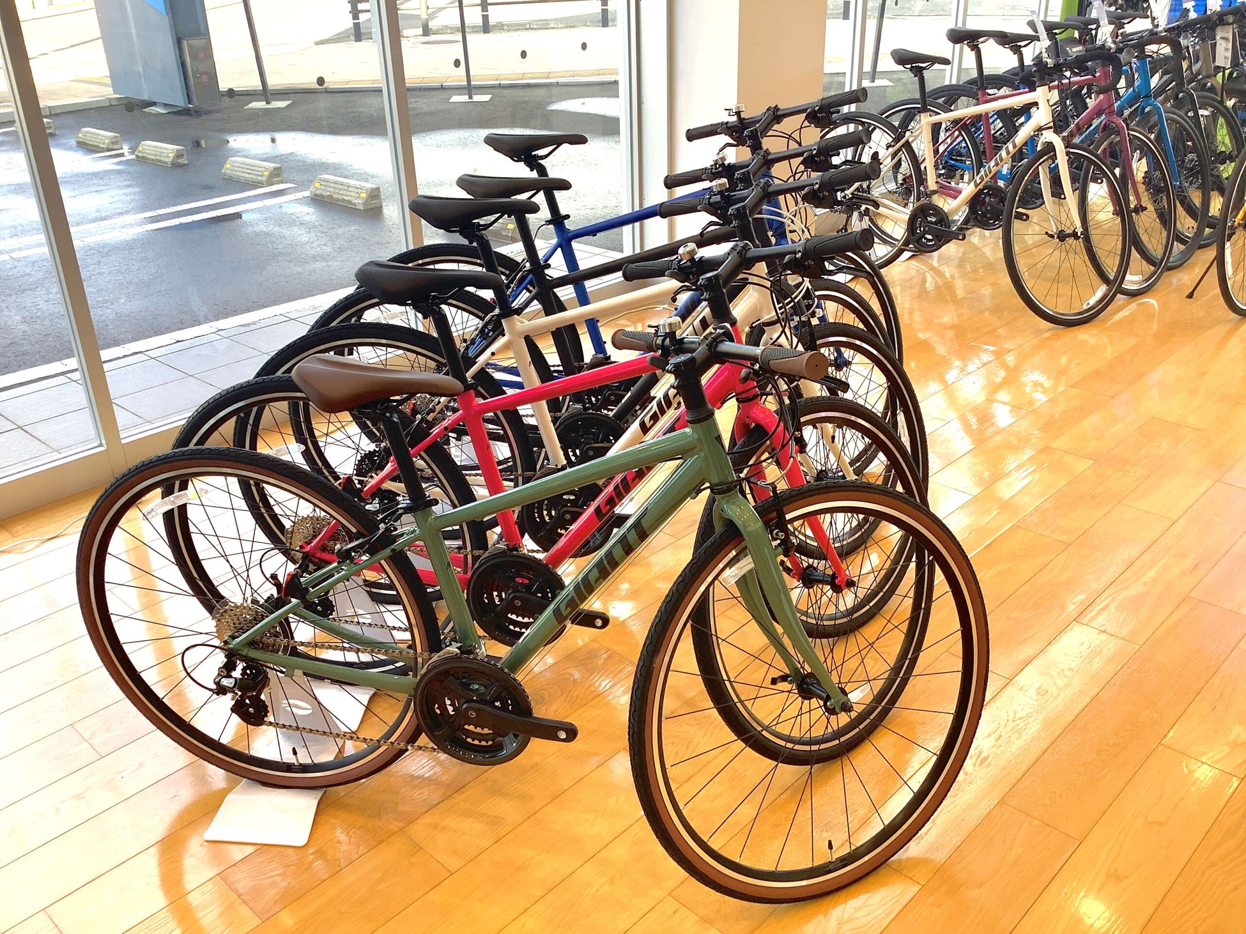 自転車通勤にオススメ【クロスバイク】ESCAPE R3 ｜ ジャイアント