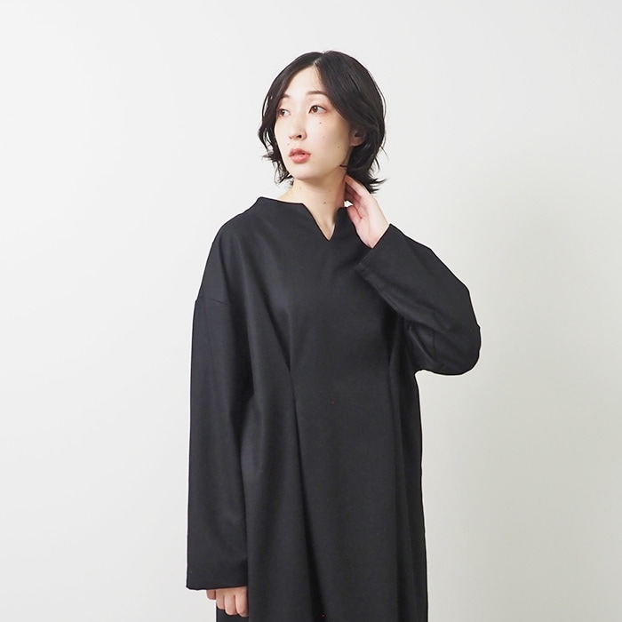 NARU(ナル) リサイクルウールクロス キーネックワンピース 656930