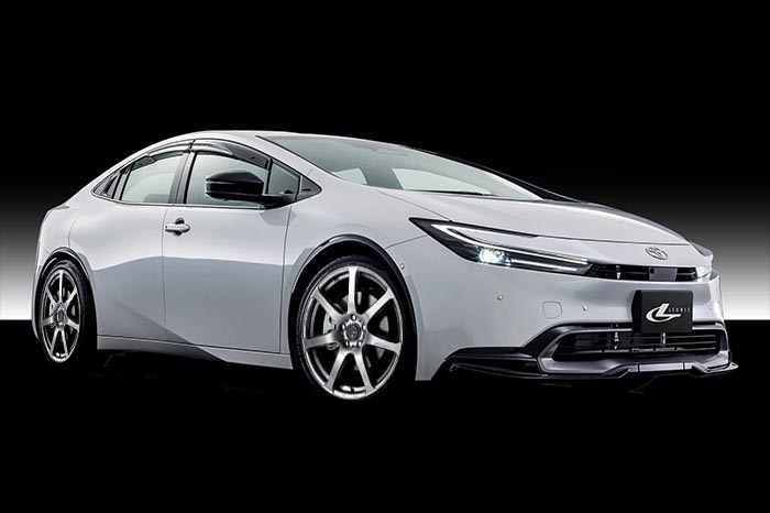 プリウス60系専用 レオニス ナヴィア07 19インチホイール＆タイヤ