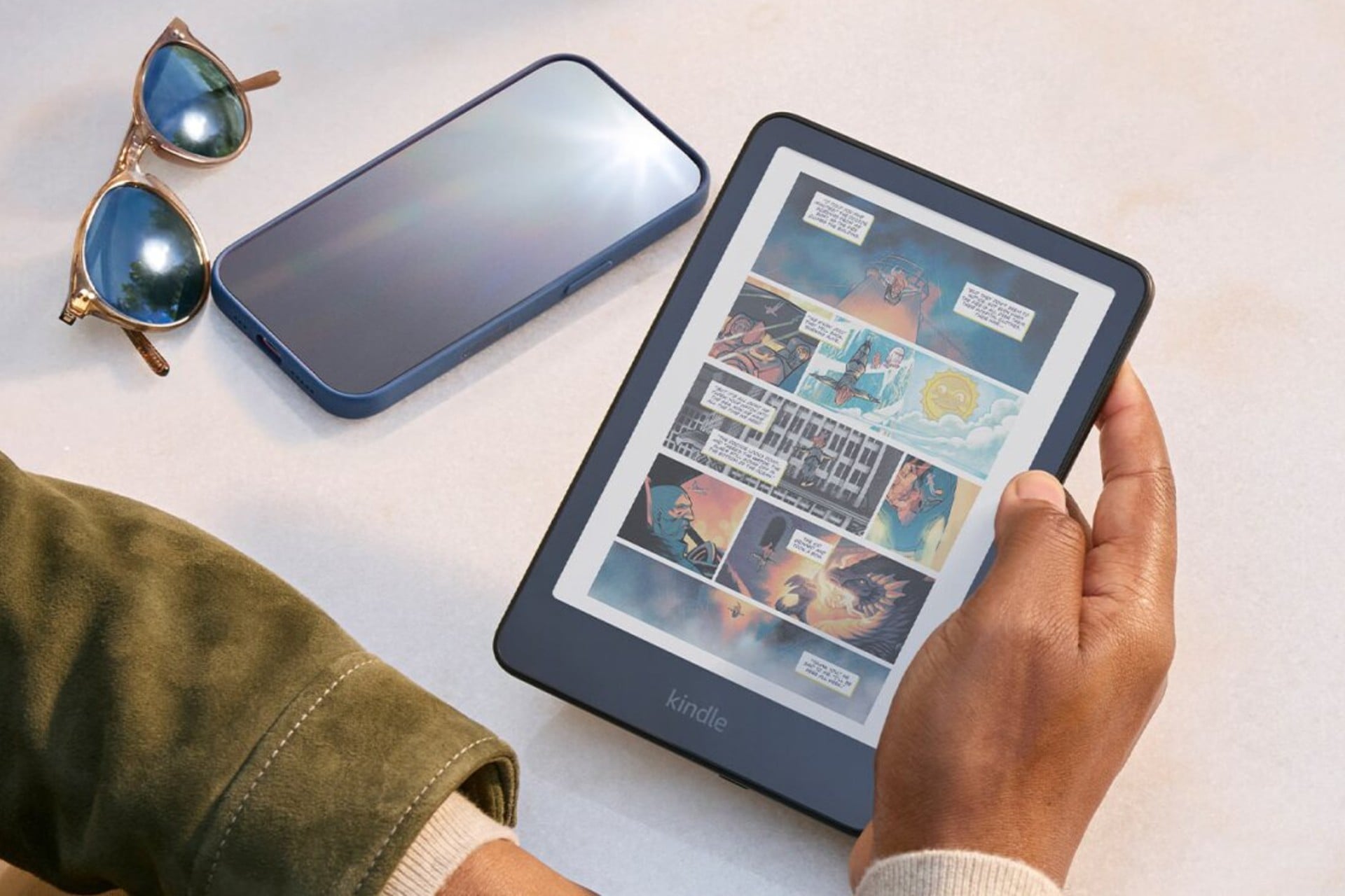 Amazon's Only Color Kindle Just Got a Version That's a Little Bit