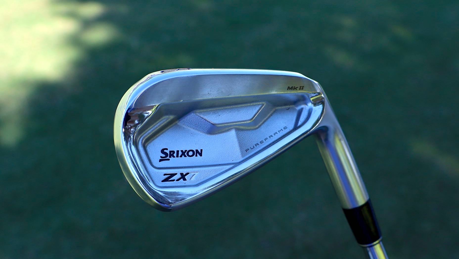 What makes Brooks Koepka's equipment setup unique? A gear expert