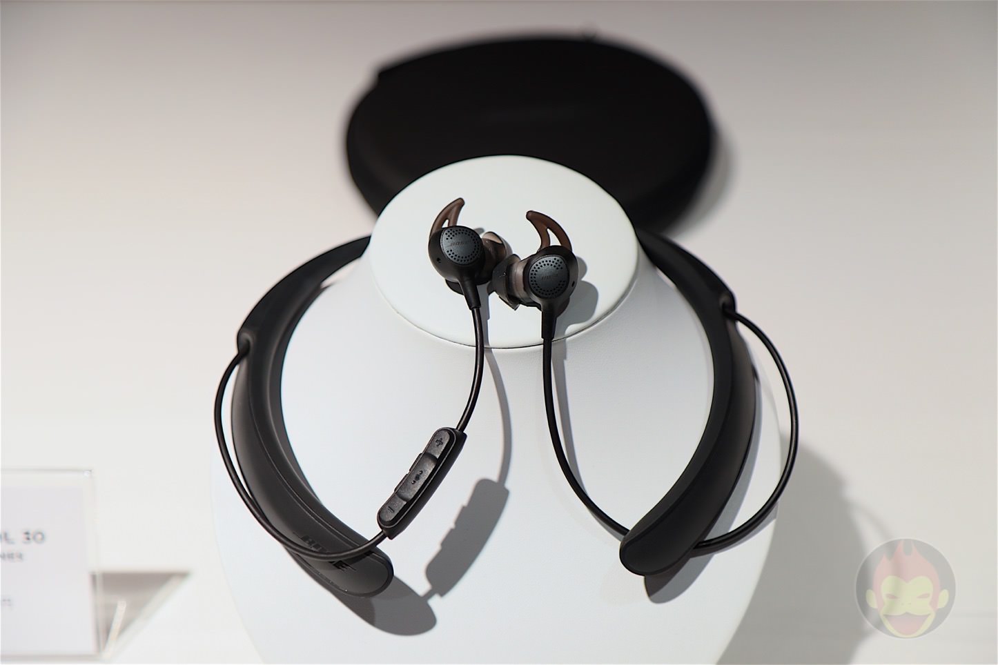 Bose QuietControl 30 ワイヤレスイヤホン ノイズキャンセル