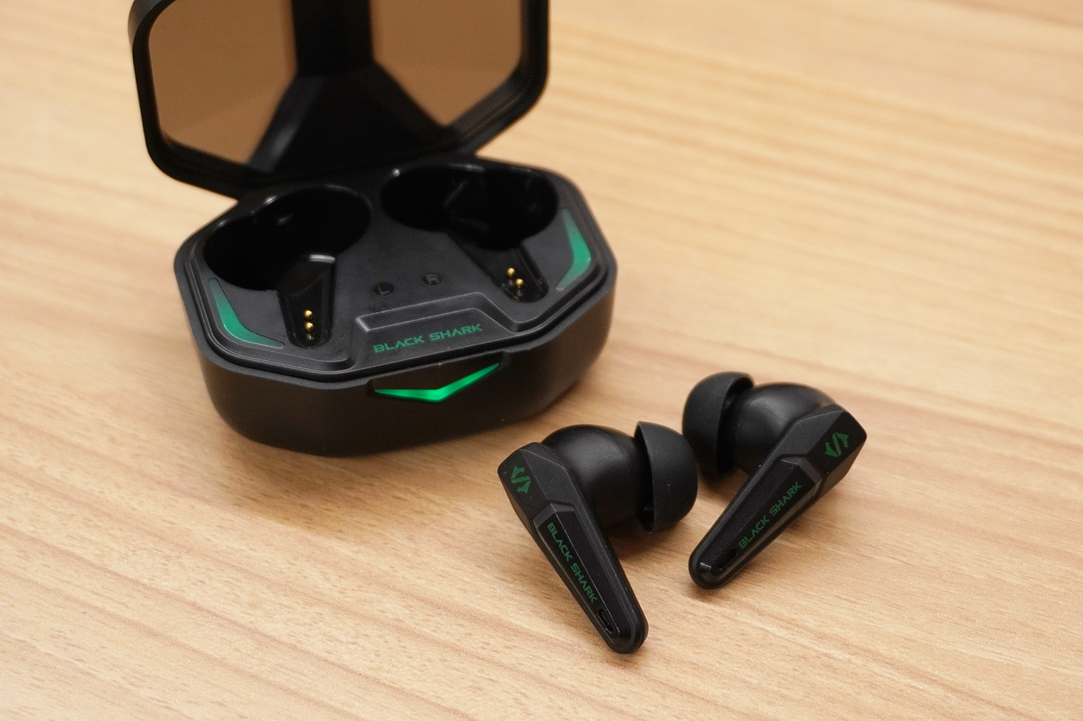 レビュー】結局どれがオススメ！？ワイヤレスイヤホンBlack Shark