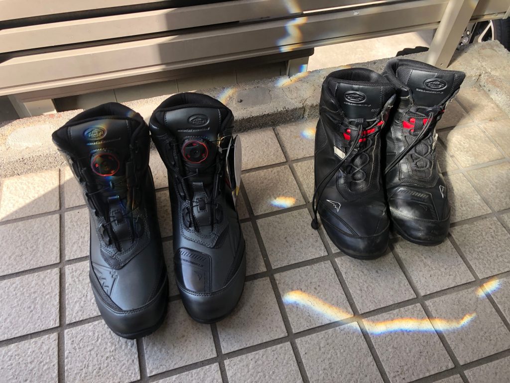 クシタニ アドーネシューズ(K-4575)を買い替え