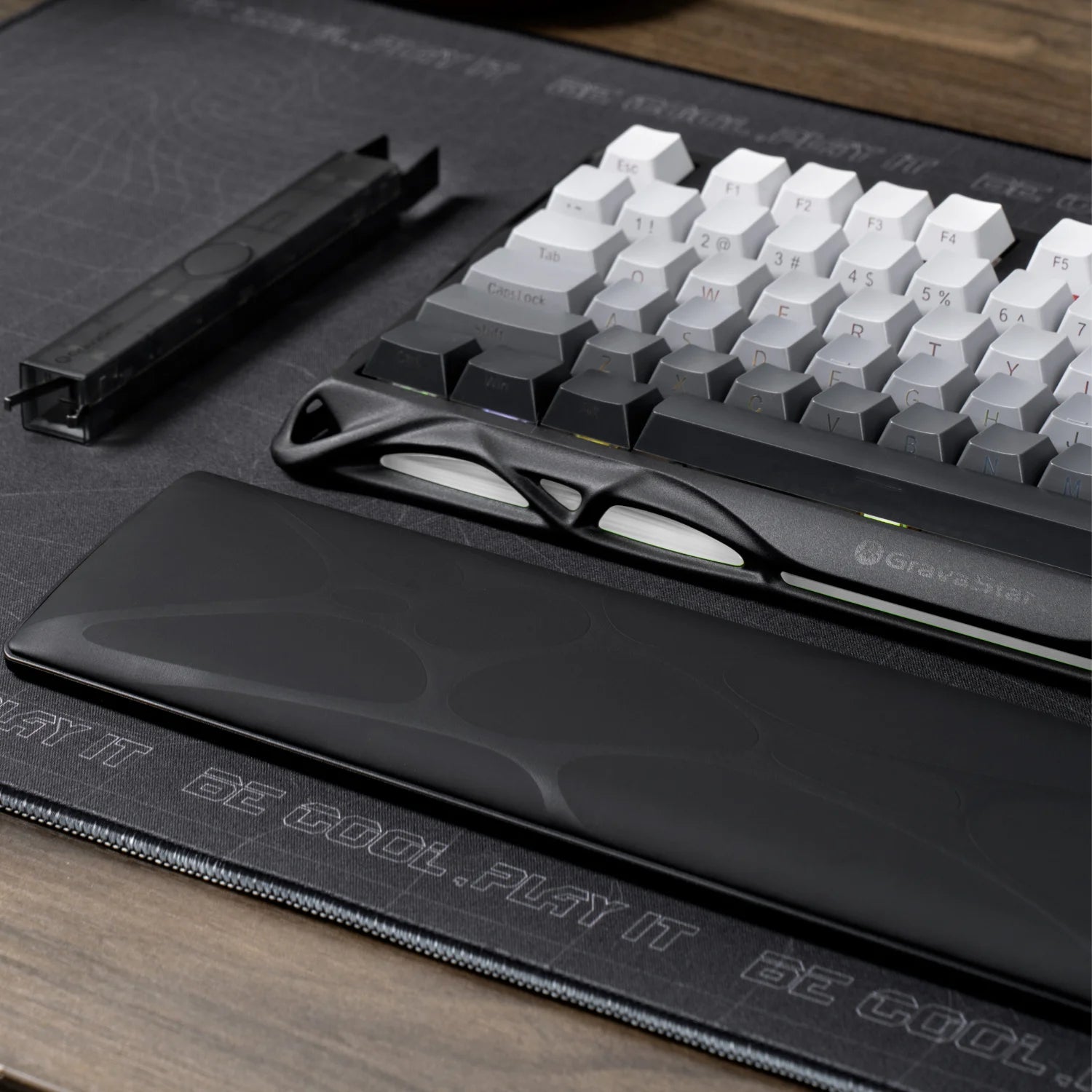 GravaStarキーボードリストレストパッド｜人間工学設計PUレザー手首