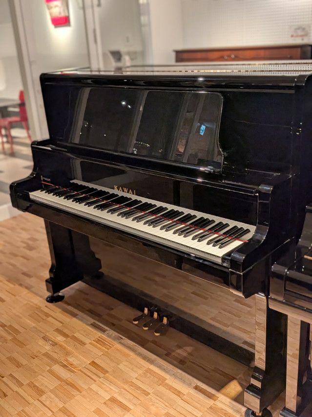 KAWAI(カワイ) Ku80 中古ピアノ カワイアップライトピアノの最上位