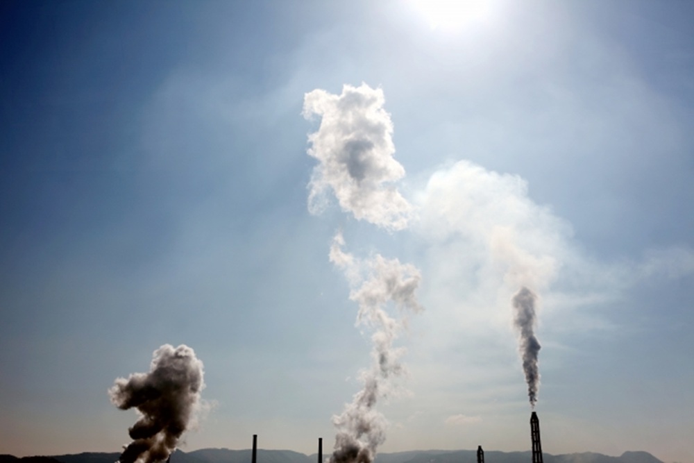 大気汚染とは？原因や影響から日本の対策方法までわかりやすく解説