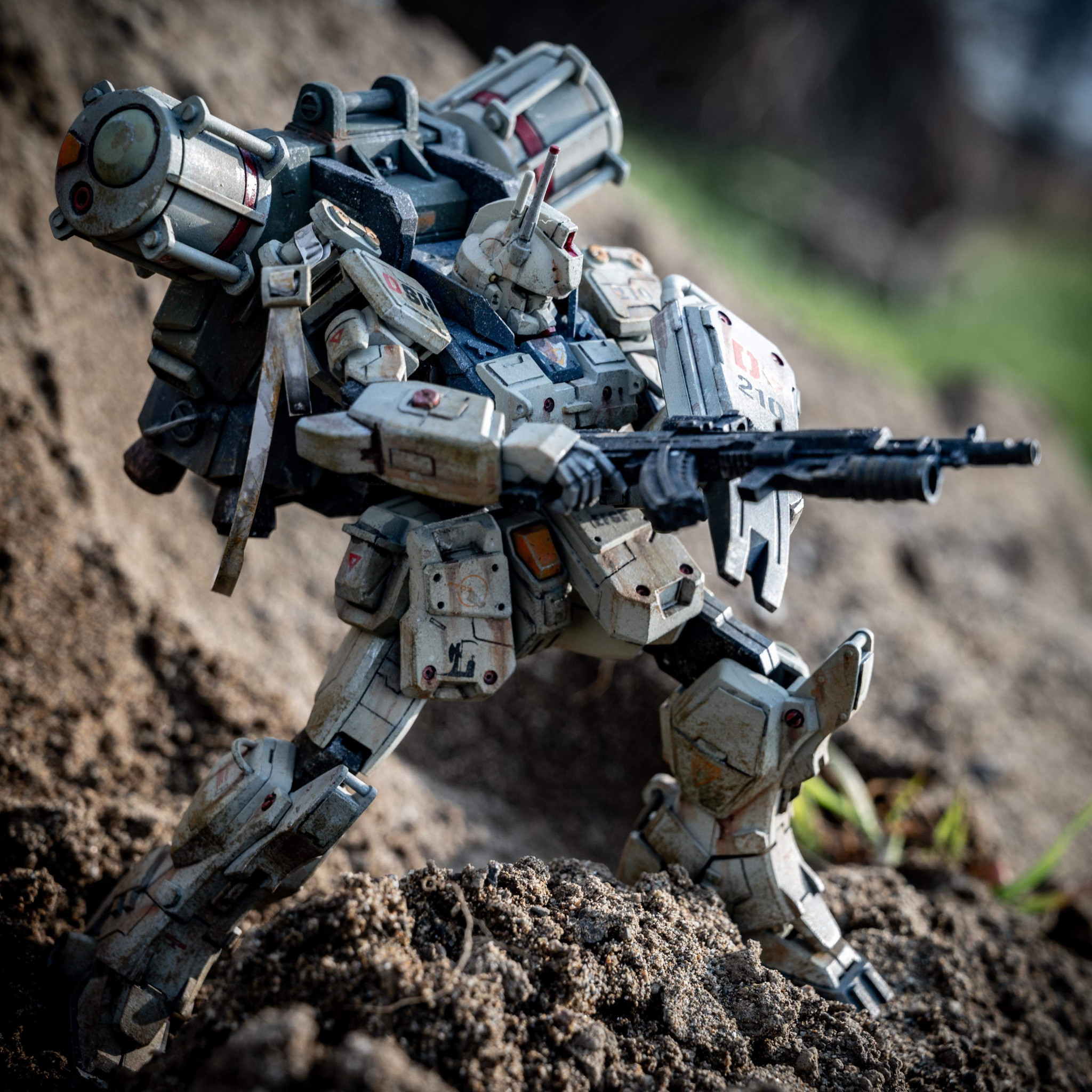 ガンダムEZ-8 D-ダイスケ専用機｜模キチのDAISUKEさんのガンプラ作品