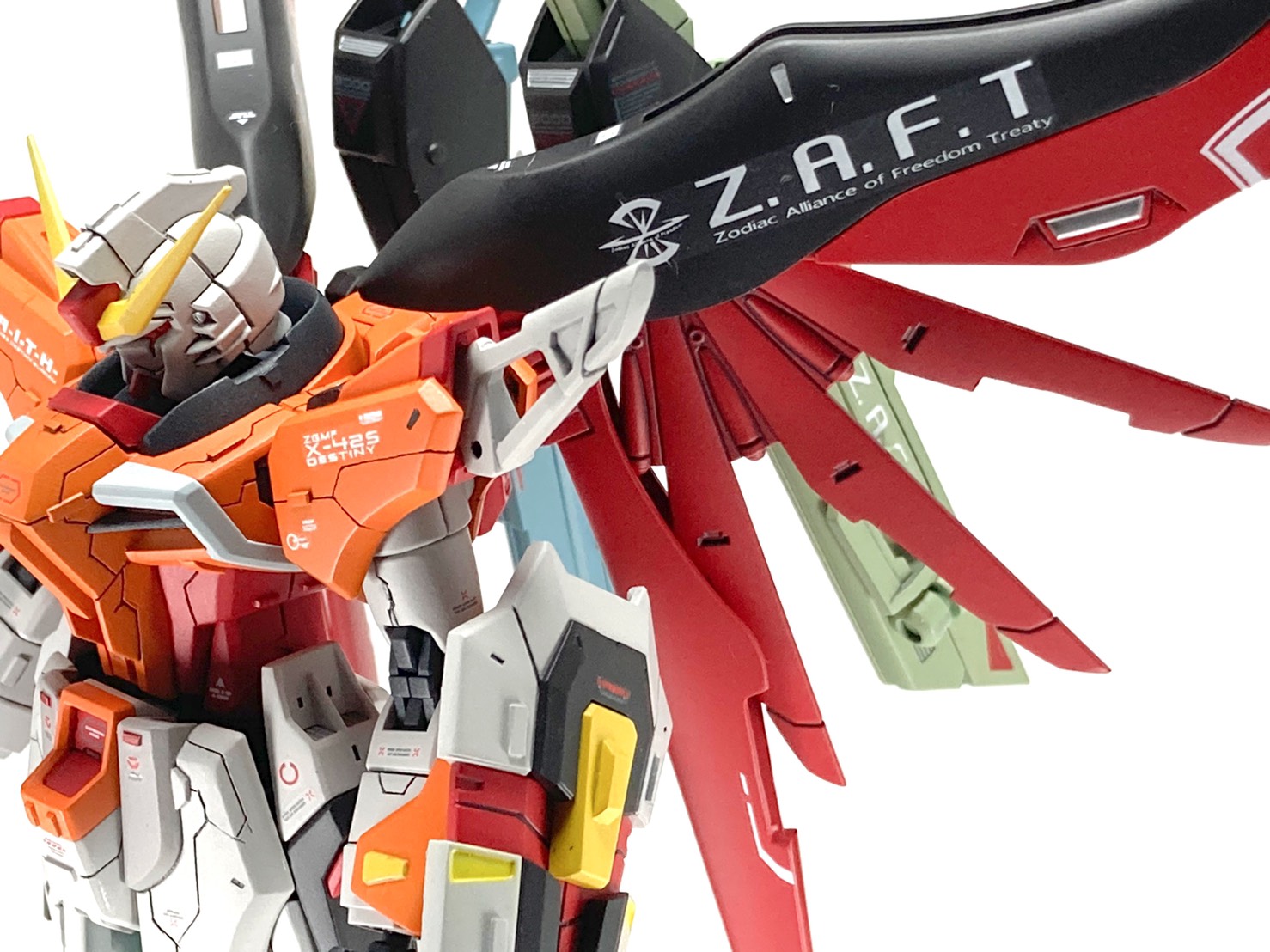 HGCE】ZGMF-X42S-REVOLUTION ハイネ専用デスティニー｜Meteorさんの