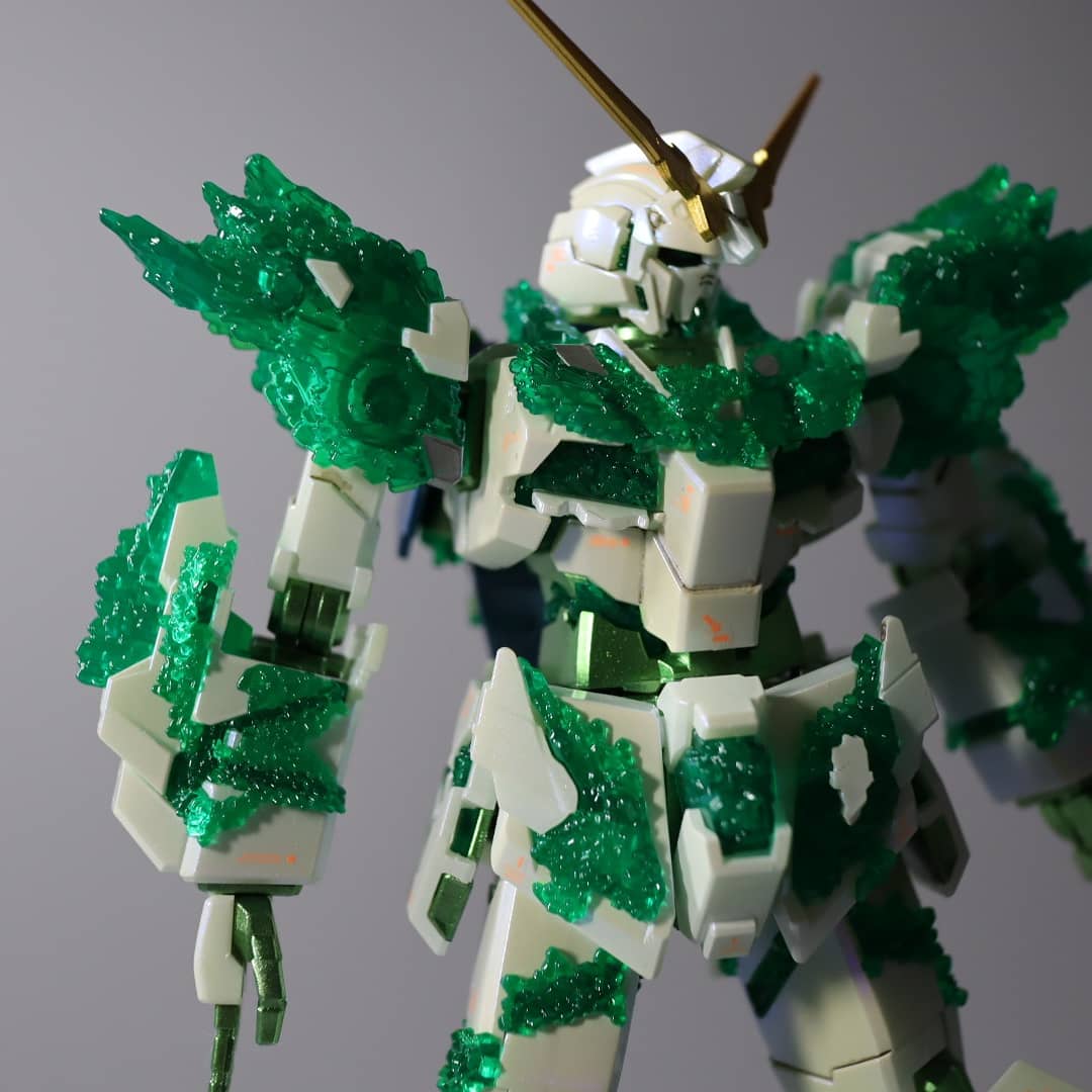 HG ユニコーンガンダム光の結晶体｜koupen429さんのガンプラ作品