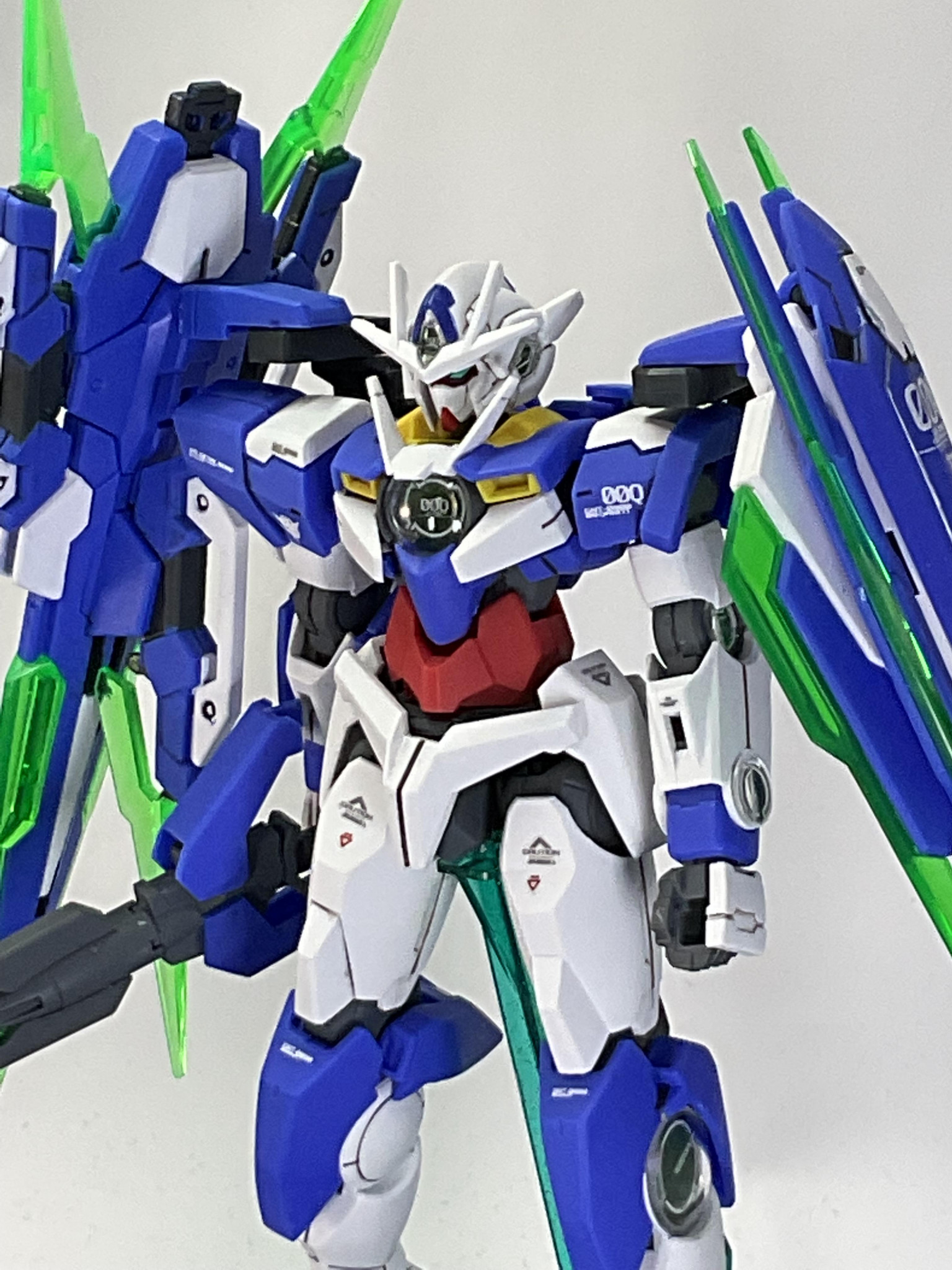 HGダブルオークアンタ フルセイバー｜@shogo_takahashiさんのガンプラ