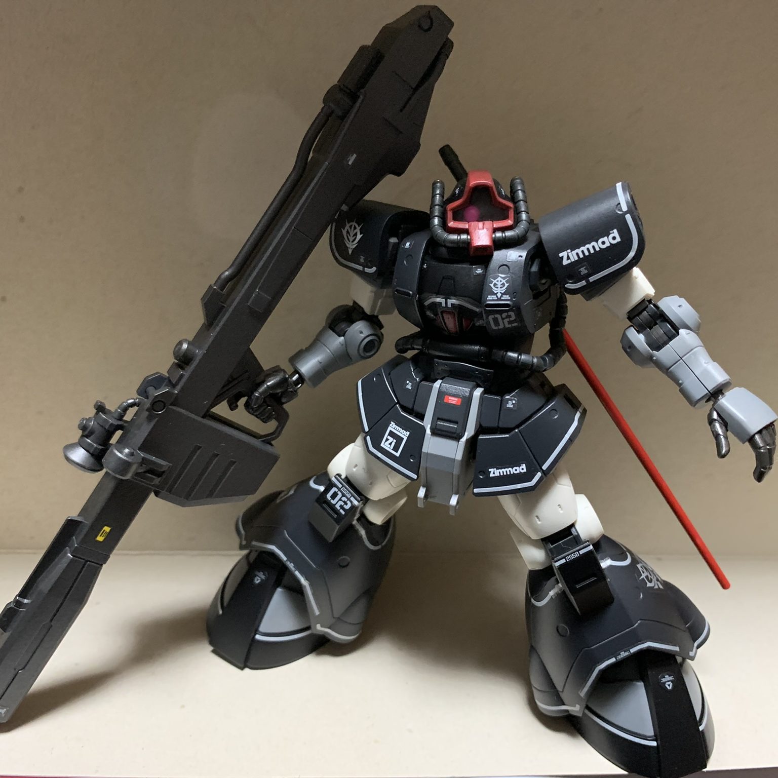 HG ドム試作実験機｜素組マイスター【エアブラシデビュー☆】さんの