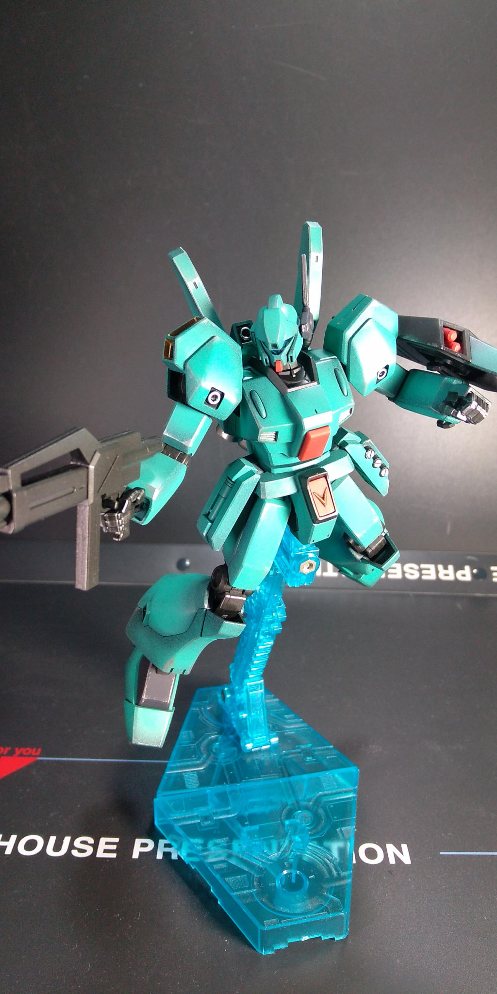 HG ジェガン 全塗装｜ふぁぶりかさんのガンプラ作品｜GUNSTA（ガンスタ）