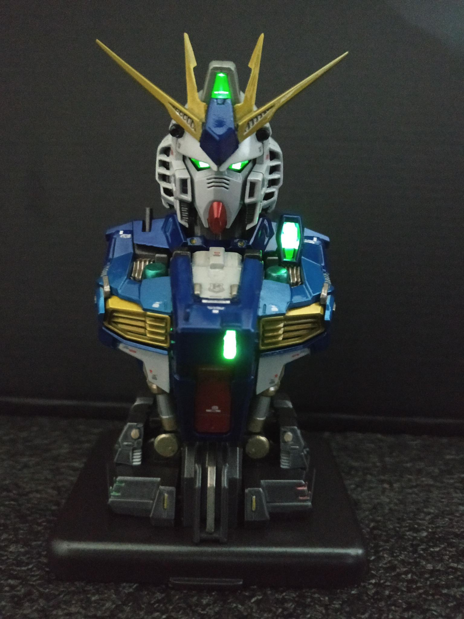 MS メカニカルバスト01 νガンダム RX-93ff風仕上げ｜ken-zoonさんの