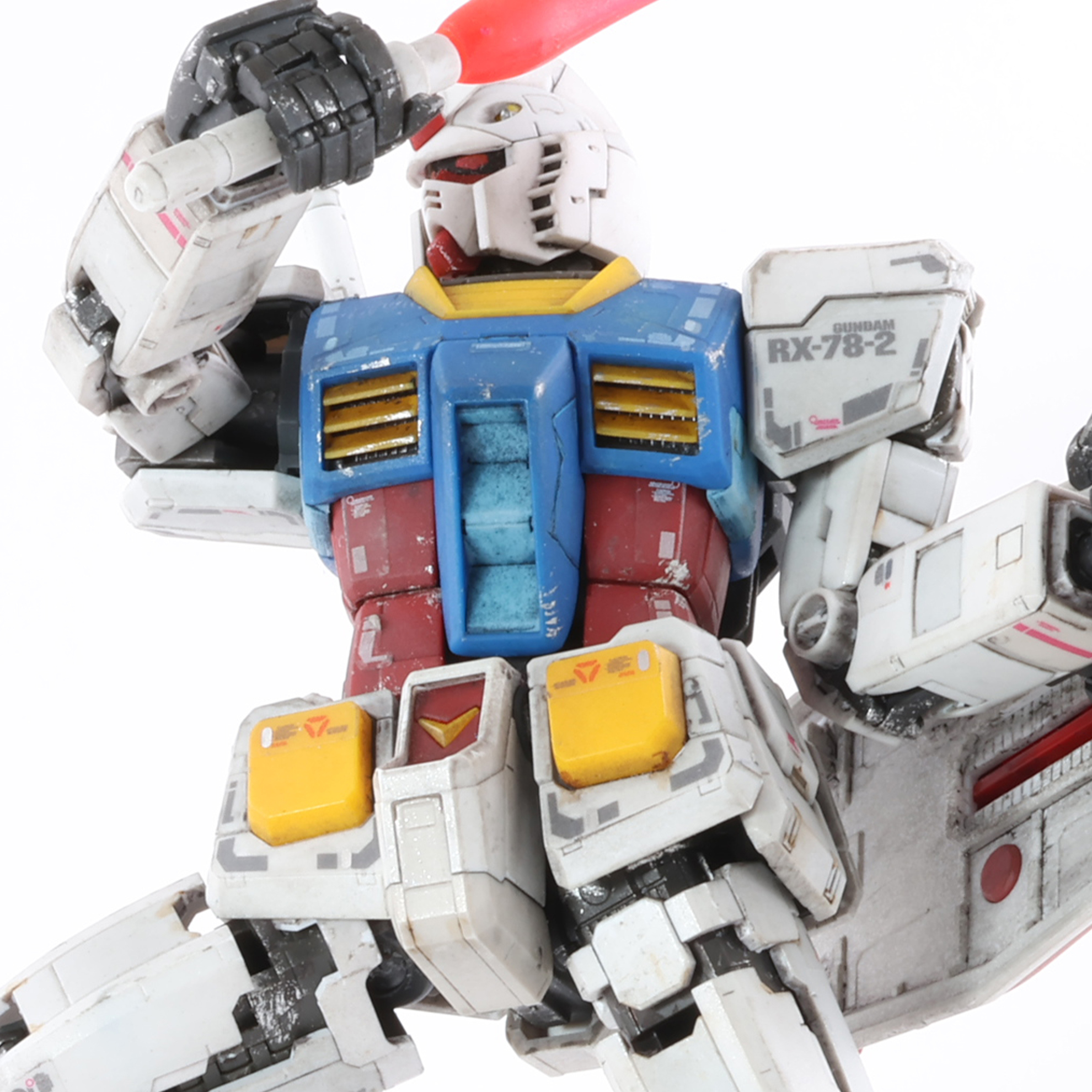 RG RX-78-2ガンダム【成形色+ウェザリング】｜moolio_plaさんの