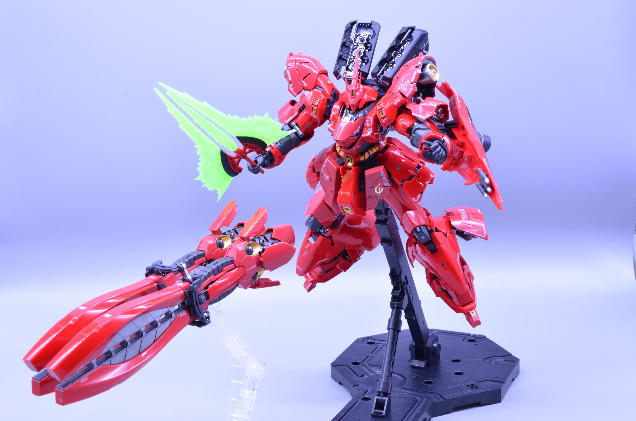 サザビー出ます サザビー発進！｜@shun_plasticさんのガンプラ作品