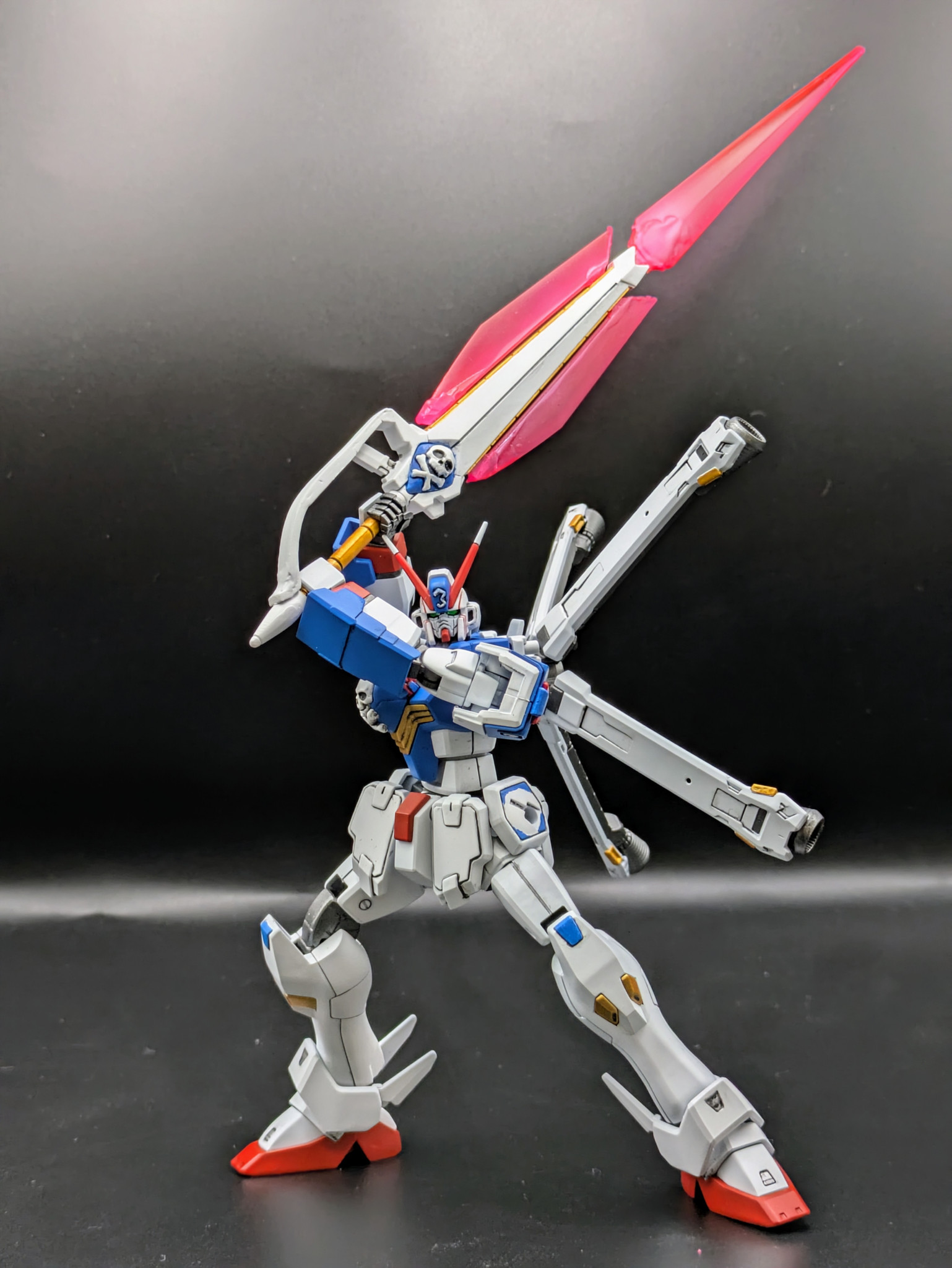HG クロスボーン・ガンダム X-3｜雲隠さんのガンプラ作品｜GUNSTA