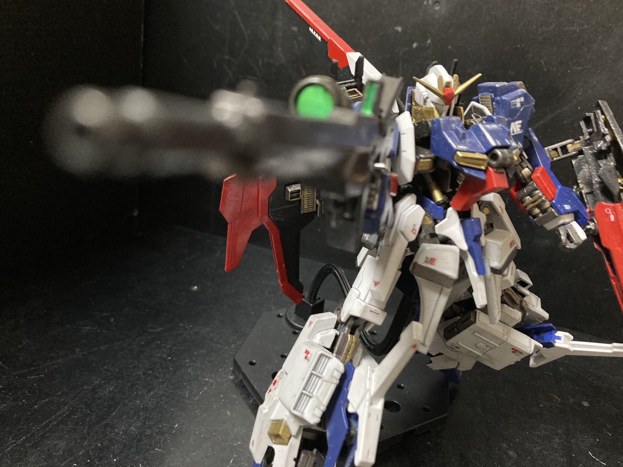 完全変形 藤田版Zガンダム｜oyz(オイズ)可変開発室室長(弐)さんの