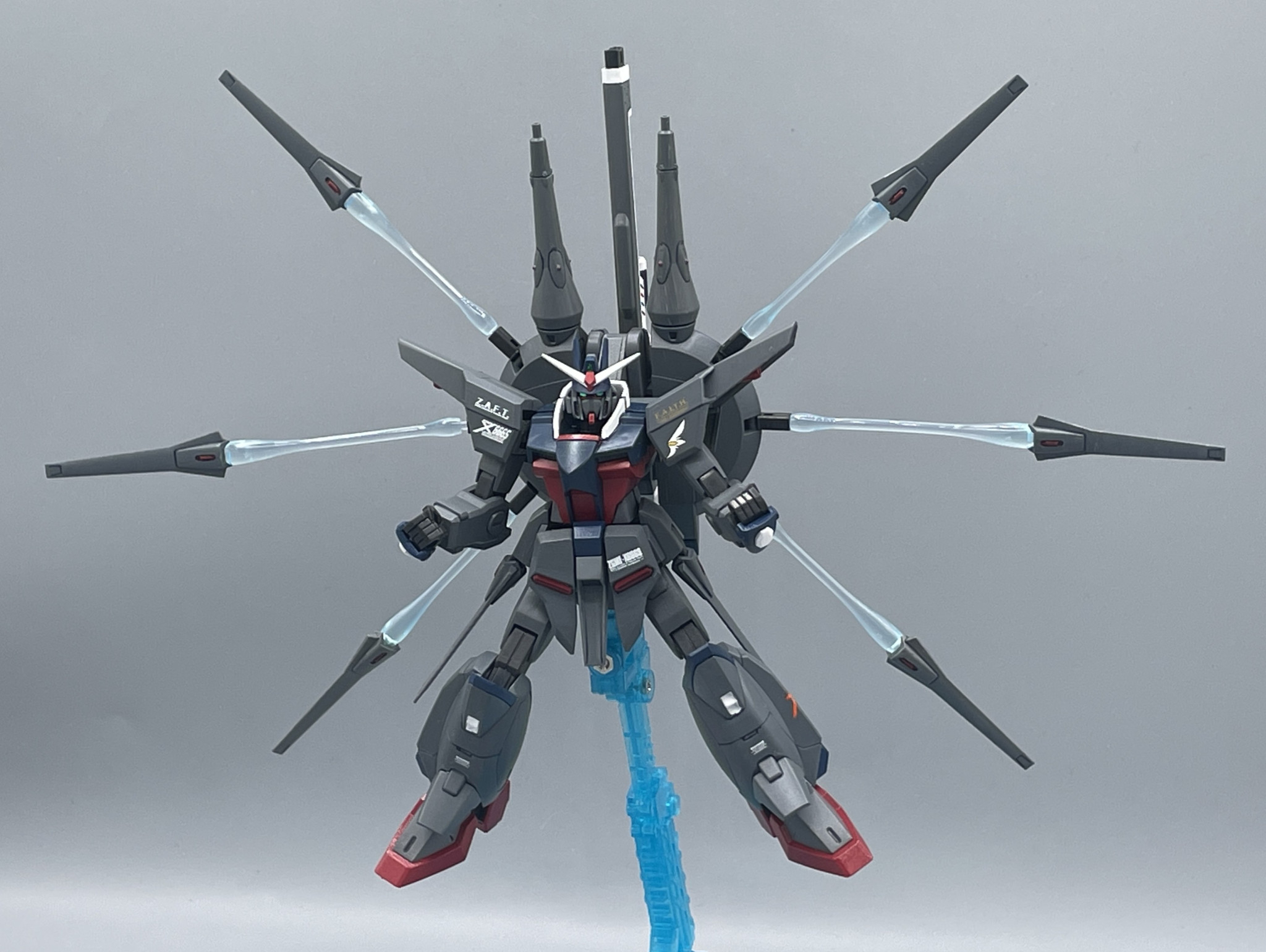 旧HG】レジェンドガンダム【筆塗り全塗装】｜キャンプラさんのガンプラ