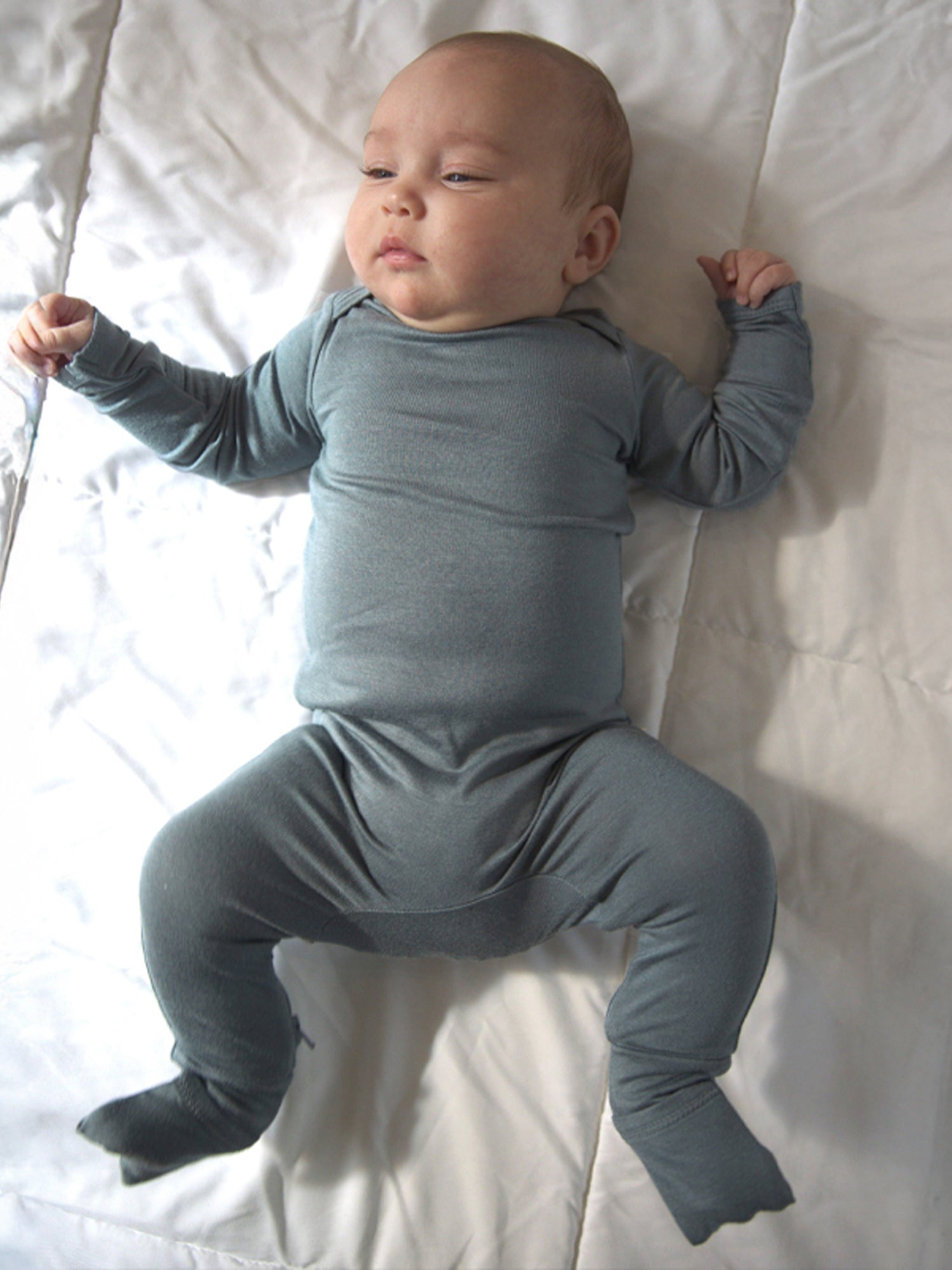 Zipper Footie Pajamas | Bamboo Viscose Zip-Up Footies | gunamuna