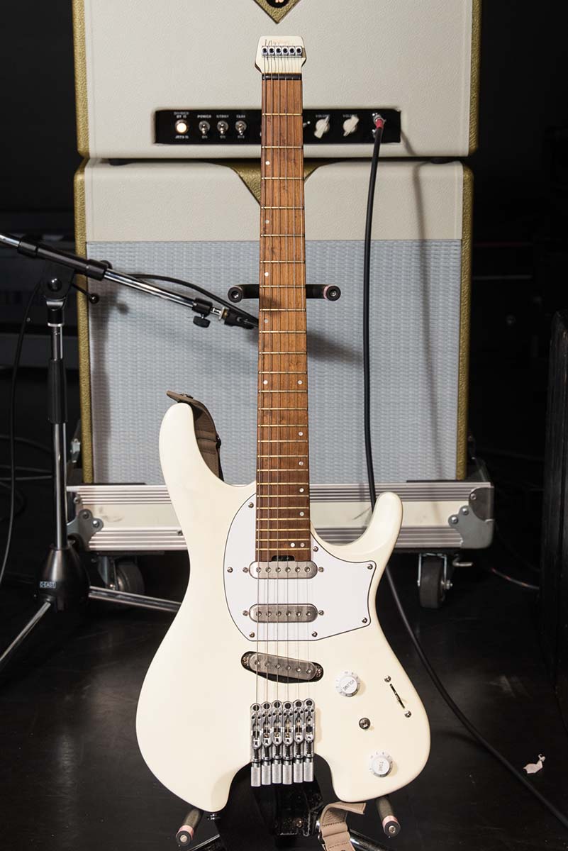 Diosの『＆疾走』でIchika Nitoが使用した4本のギターと、宅録環境に