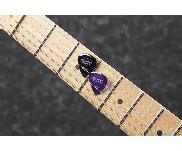 エレキギター】-Ibanez-キルテッドメイプルTOPのセミアコ上位モデル