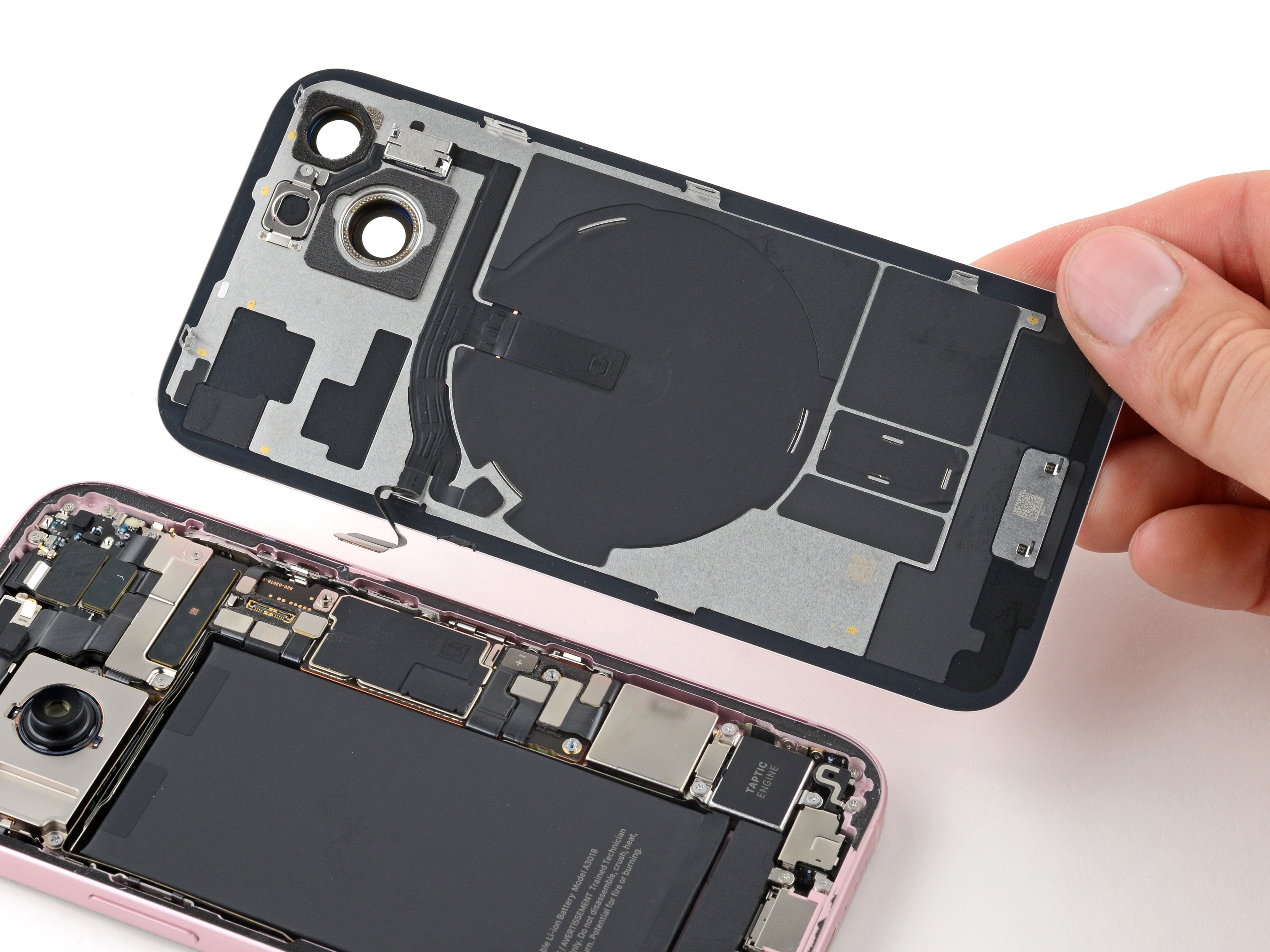 iPhone 15 背面ガラスの交換 - iFixit 修理ガイド