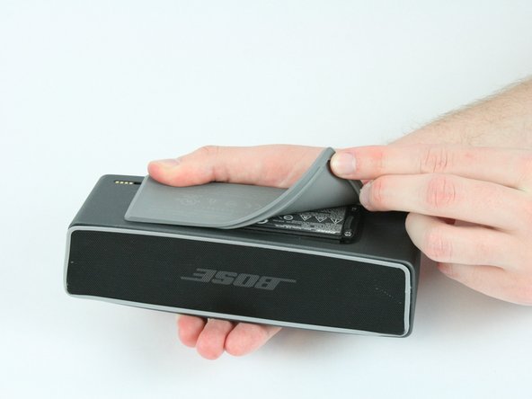 Bose SoundLink Mini II オーディオポート/USB回路基板の交換 - iFixit