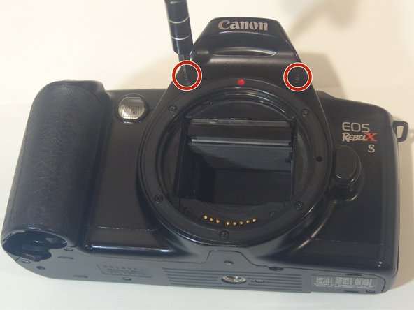 Canon EOS Rebel XS 35mm 裏蓋の交換 - iFixit 修理ガイド