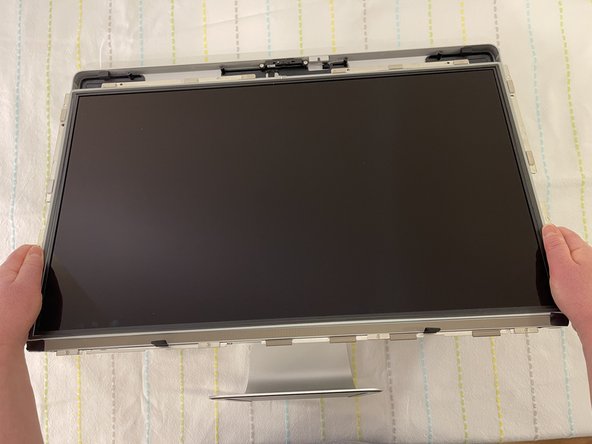 Apple LED Cinema Display 27インチ LED パネル修理 - iFixit 修理ガイド