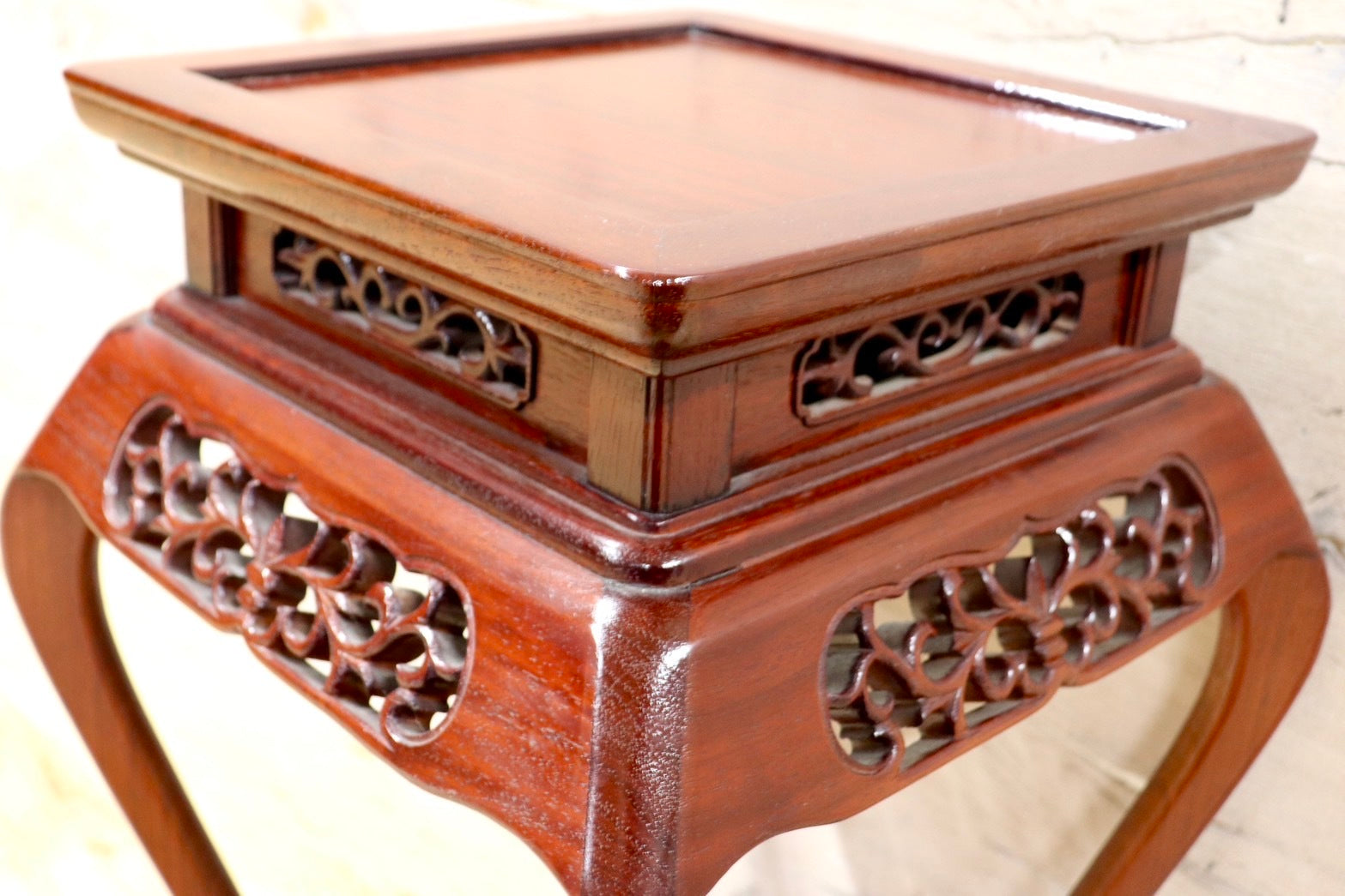 GMHS473○karimoku / カリモク 透かし彫り 木製 天然木 花台 飾り台