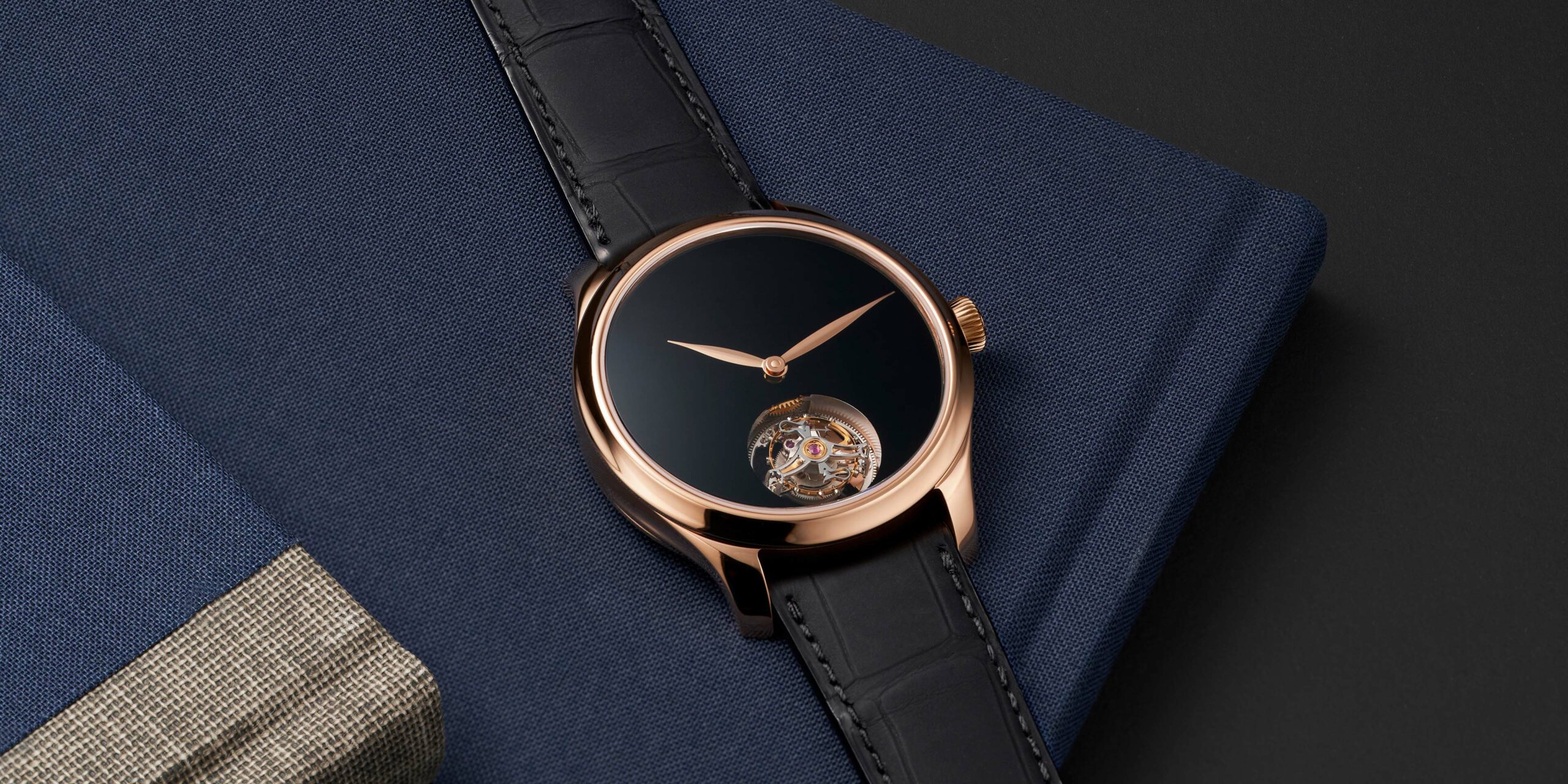 Endeavour Tourbillon Concept Vantablack® - H. Moser & Cie.