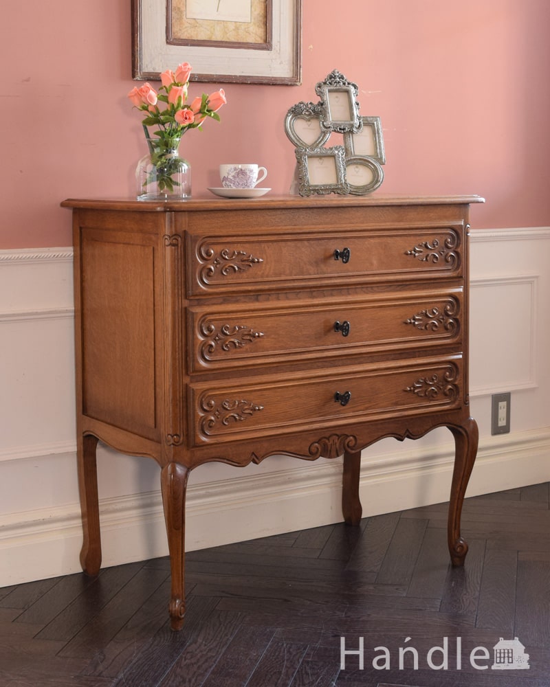 フランスの美しい猫脚チェスト、カギがついたアンティークの家具(j