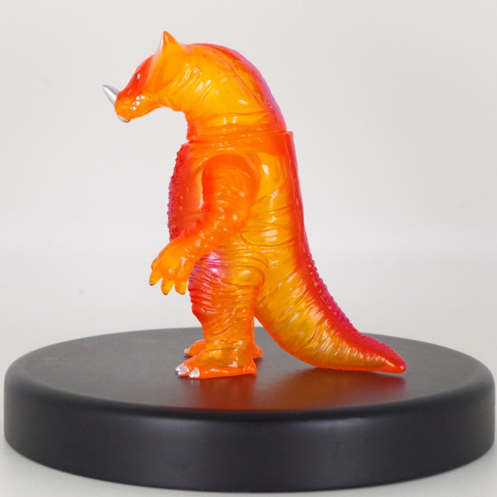 10月26日(土)より販売開始】【MAXTOY】ゴモラ(クリアーオレンジ)が登場