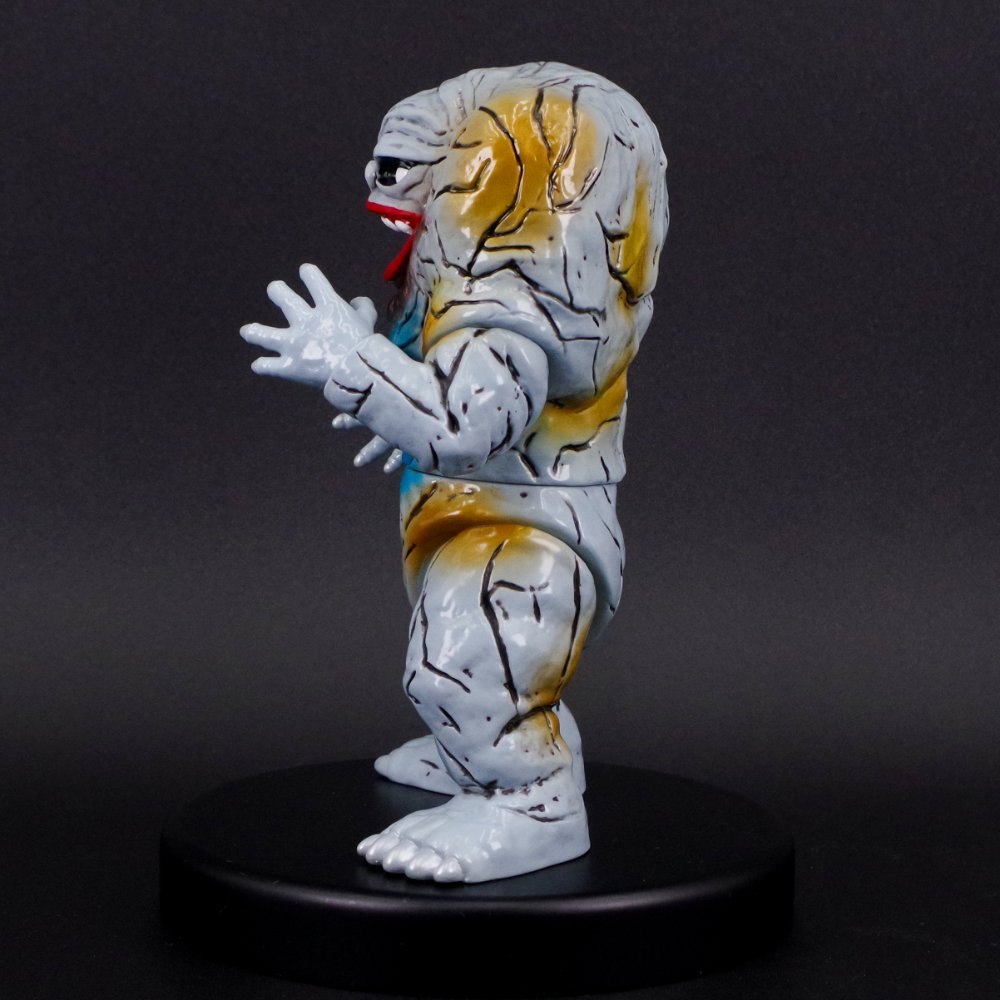 2月28日(金)12時より受注受付開始】【STRANGE GALLERY】ジャミラが登場