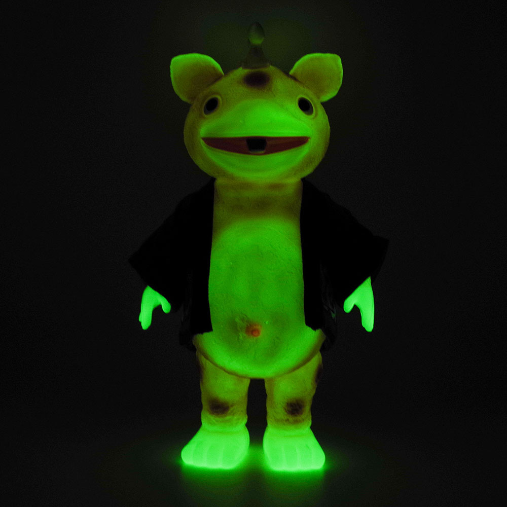 限定ソフビ情報】11月20日(金)より、快獣ブースカの新ソフビ「お祭り