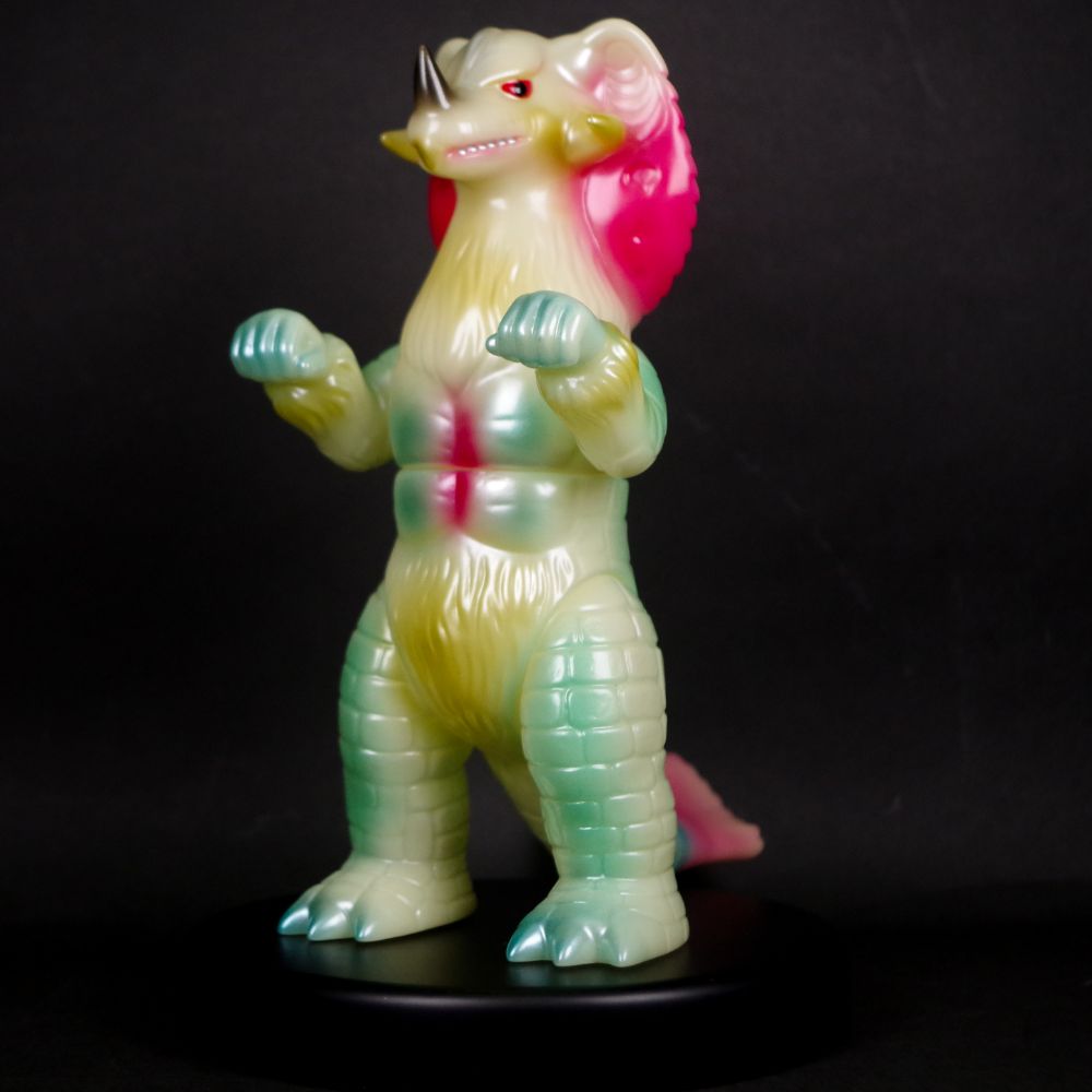 12月10日(土)より販売開始】【U.S.TOYS】よりルナチクス (蓄光Ver.2)が