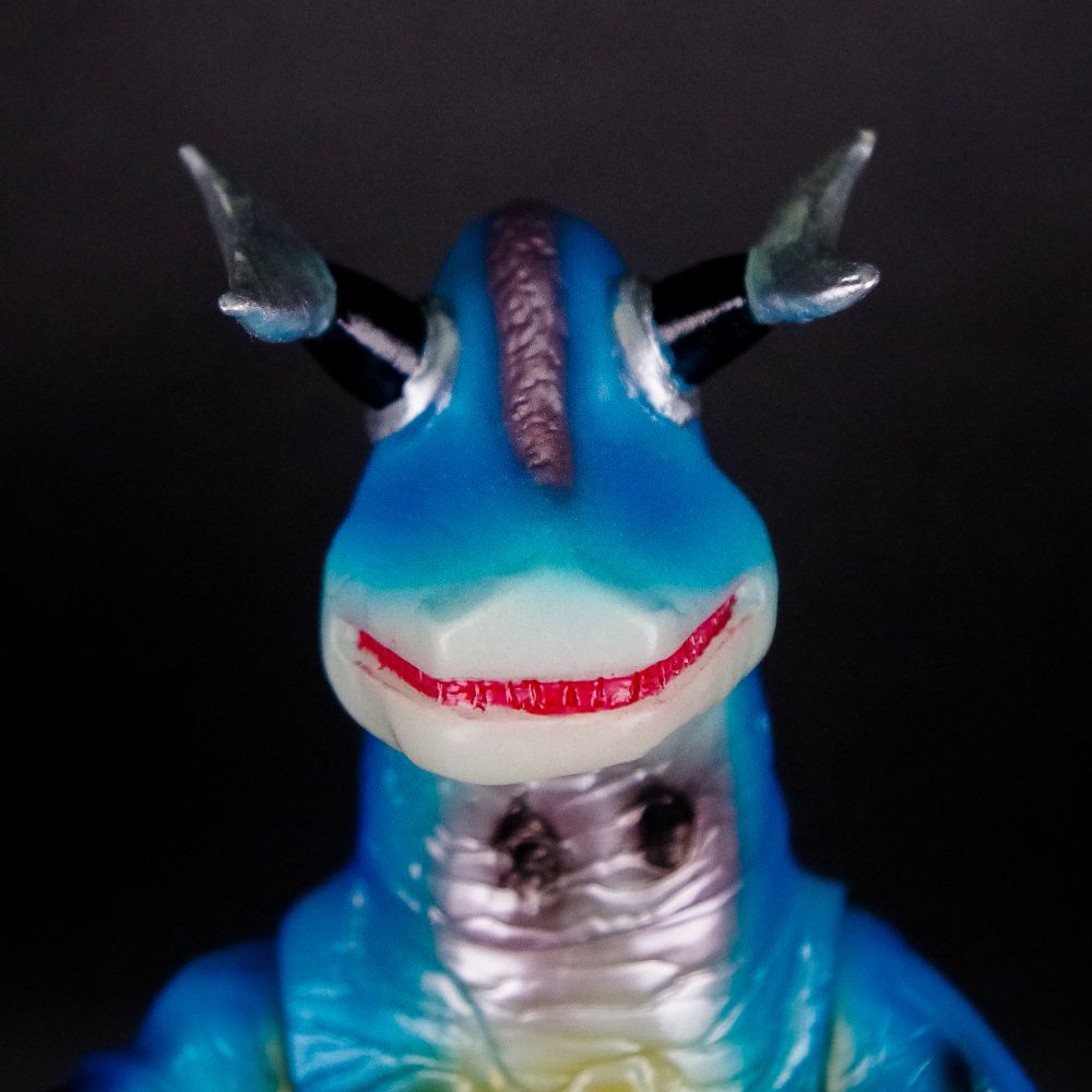 12月7日(水)14:00より受注受付開始】【ブルマァク】宇宙怪獣エレキング