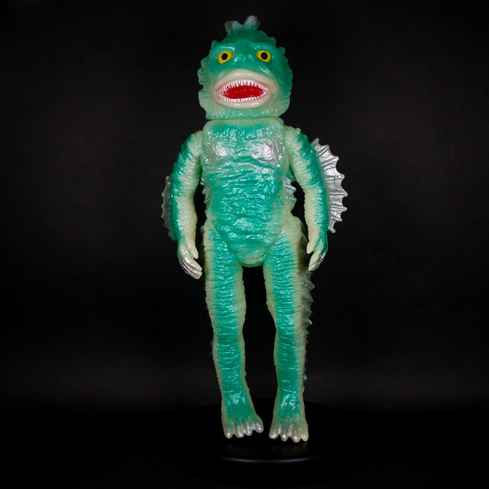 2月20日(月)12時より受注受付開始】【ブルマァク】特大ラゴン(蓄光)が