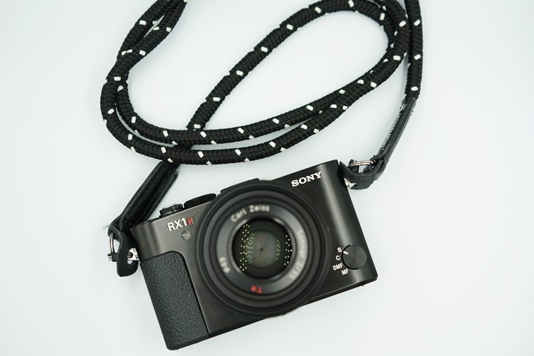 最強フルサイズコンデジのSONY RX1RⅡを新たな相棒に迎え入れました