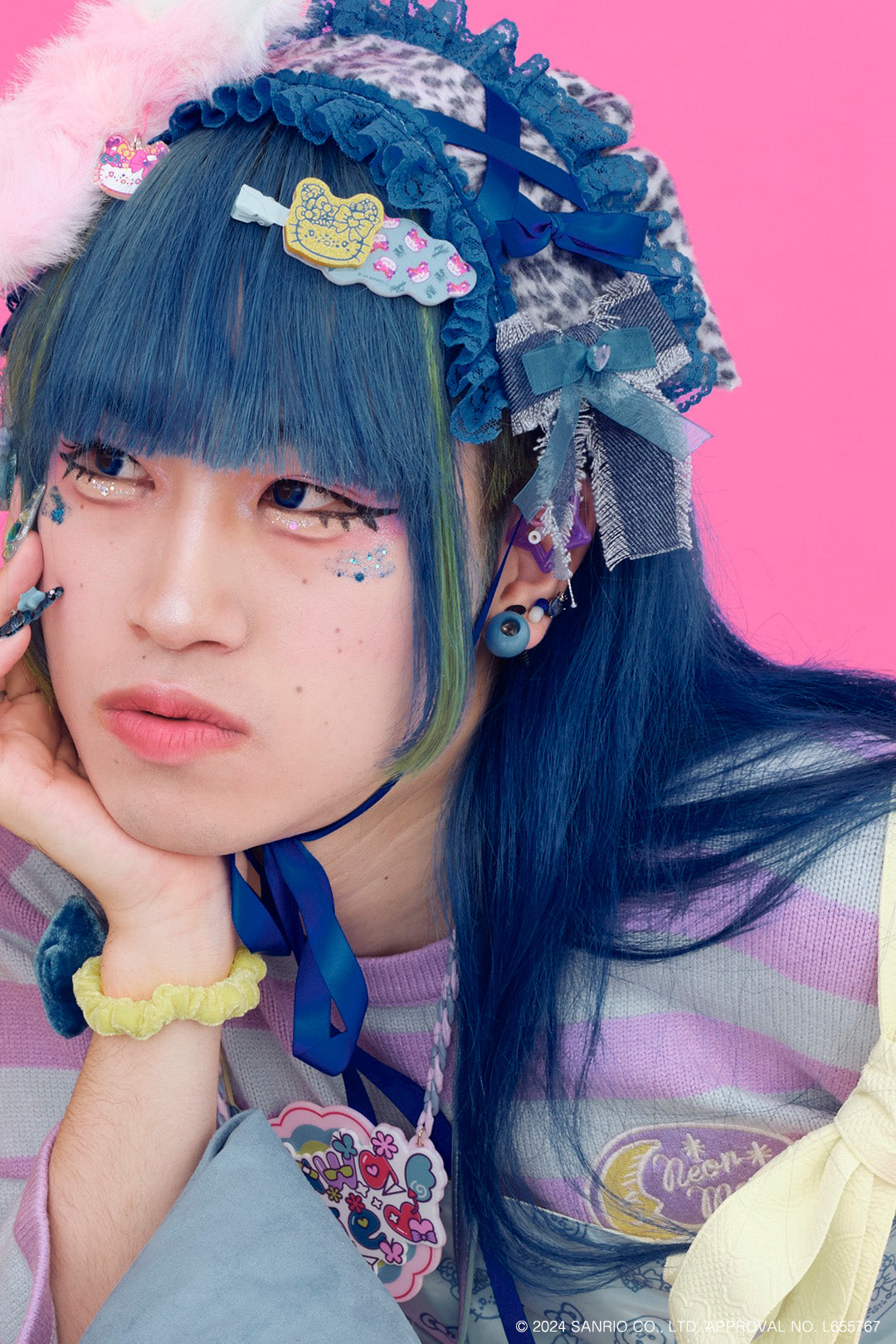 ハローキティきらきらラメデコラピン