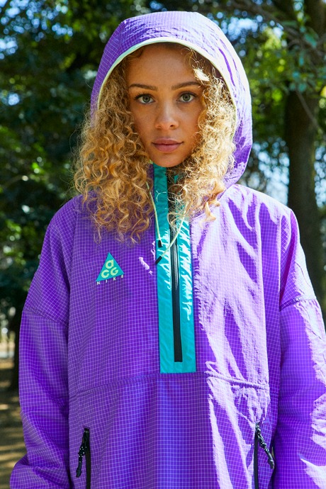 NIKE」のアウトドアライン「NIKE ACG」が90年代の匂いを漂わせながら