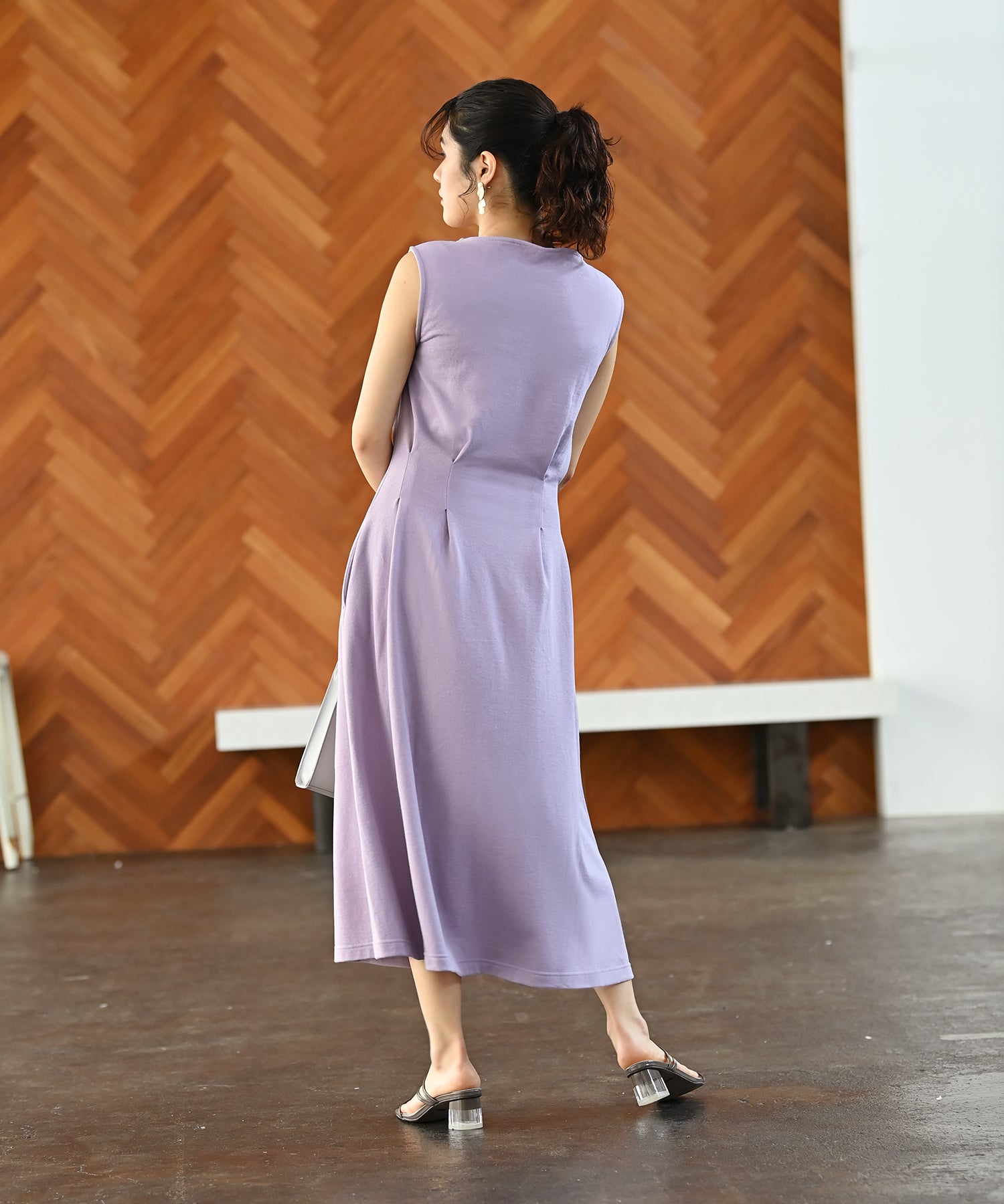 ノースリーブタックワンピース – ワンピース・ドレス – HEART CLOSET