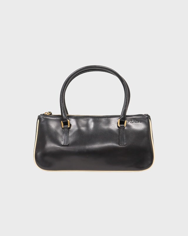 PRADA ロゴ刻印レザーハンドバッグ | Hedy