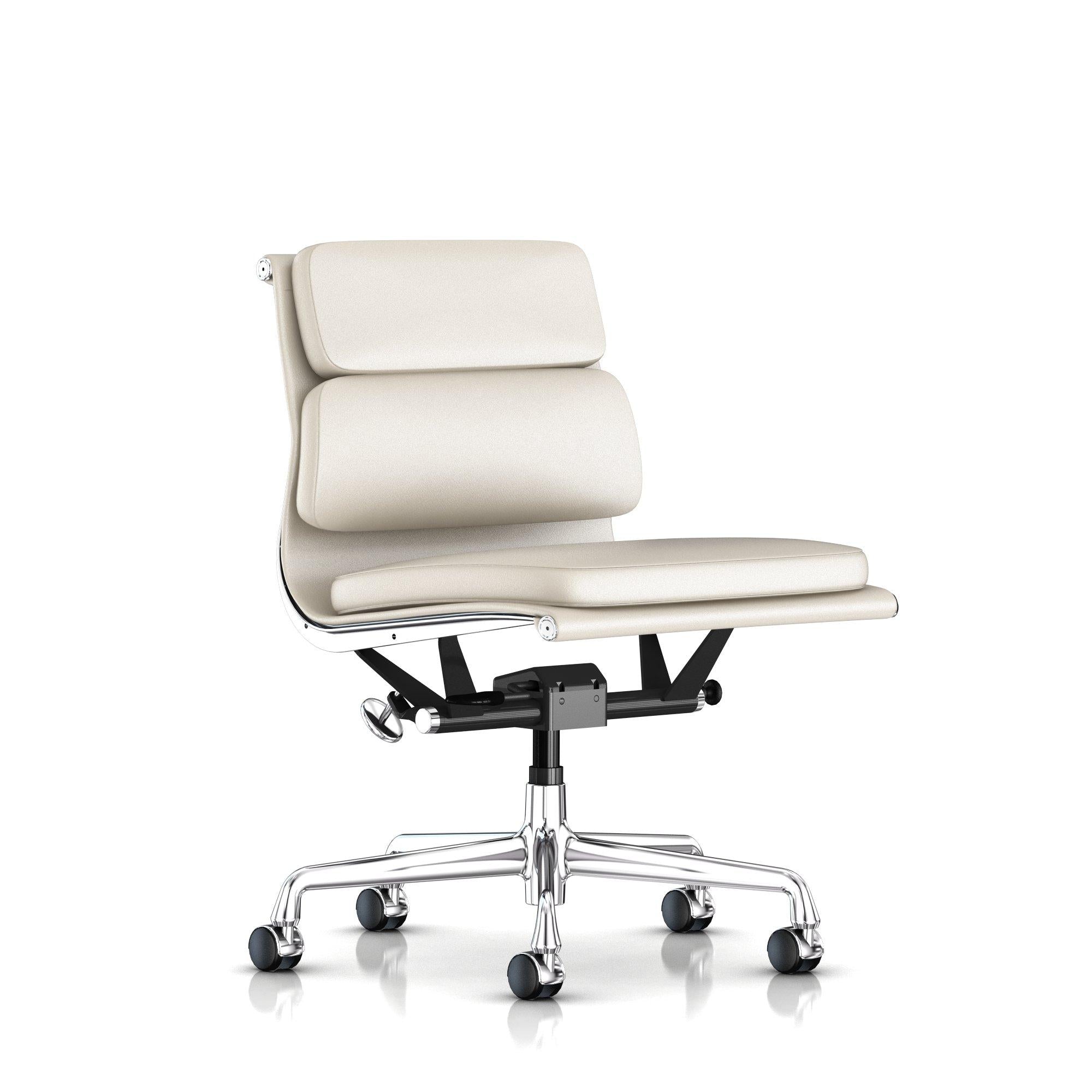 イームズソフトパッドマネジメントチェア ガス圧シリンダーリフト