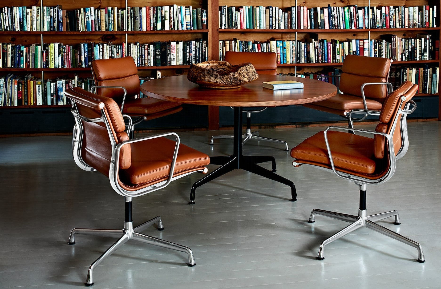 イームズソフトパッドサイドチェア｜ハーマンミラーストア