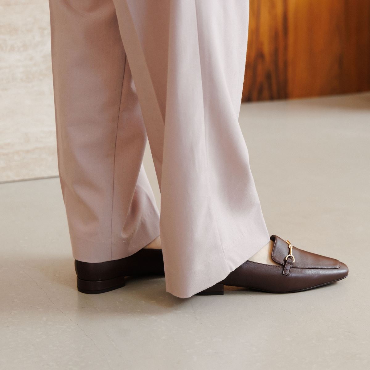 再入荷／WEB限定デザイン】ビットモチーフローファー/640003