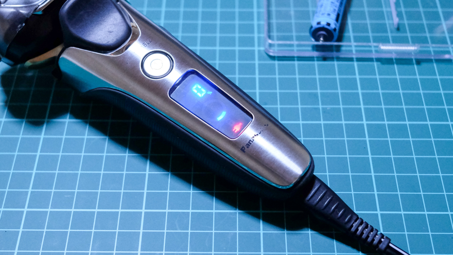 Panasonic ラムダッシュ5枚刃(ES-LV9A-S)のバッテリー交換方法 | 髭