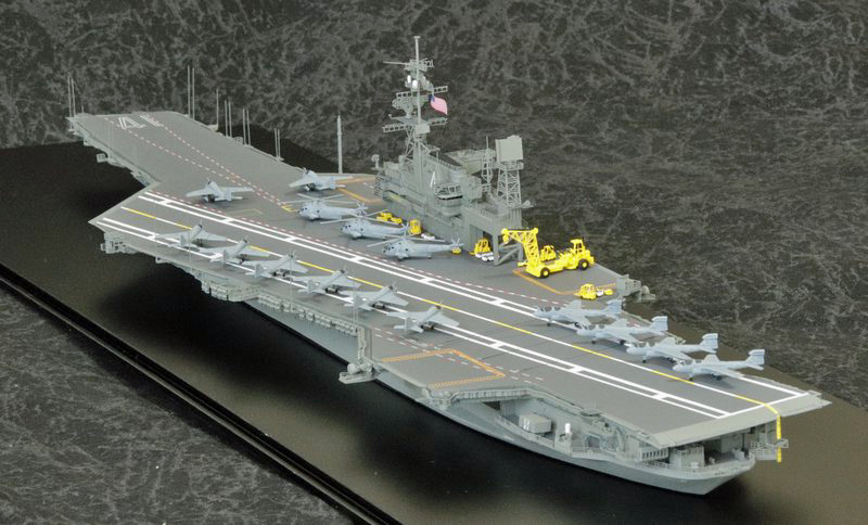 1/700航空母艦「CV-41 ミッドウェイ」完成写真 – 艦船模型製作代行
