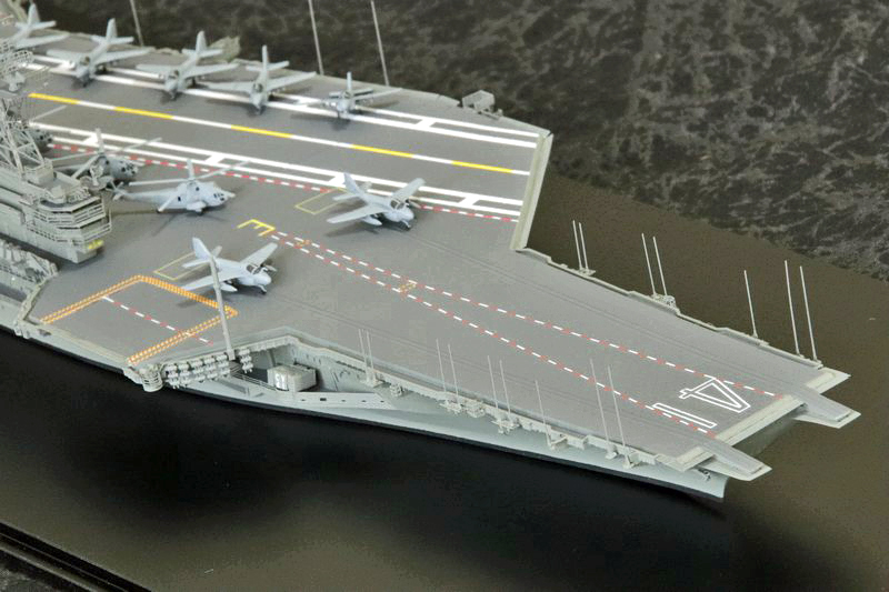 1/700航空母艦「CV-41 ミッドウェイ」完成写真 – 艦船模型製作代行